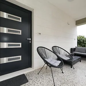 And Mare Apartment Zadar